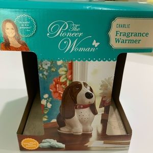 Charlie Fragrance Warmer | Basset Hound | Brown/White | ~7” tall